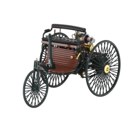 Voiture à moteur brevetée Benz Le 29 janvier 1886, Carl Benz dépose une demande de brevet pour son « véhicule à moteur à gaz ». 